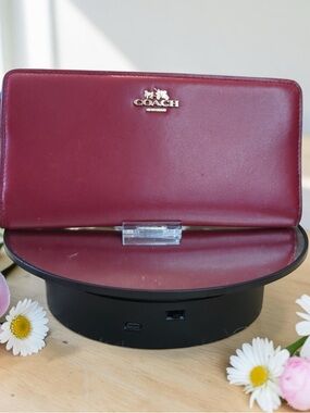 Coach Candy Apple Red Smooth Leather Slim Wallet Checkbook EUC Gold Logo